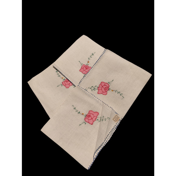 8 Vintage Hand Made Napkins & Matching Tablecloth - Picture 1 of 8